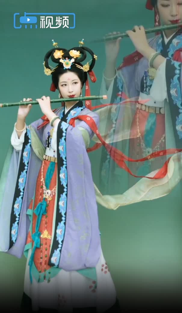 鹤庐汉服设计师张则宁作品1.jpg
